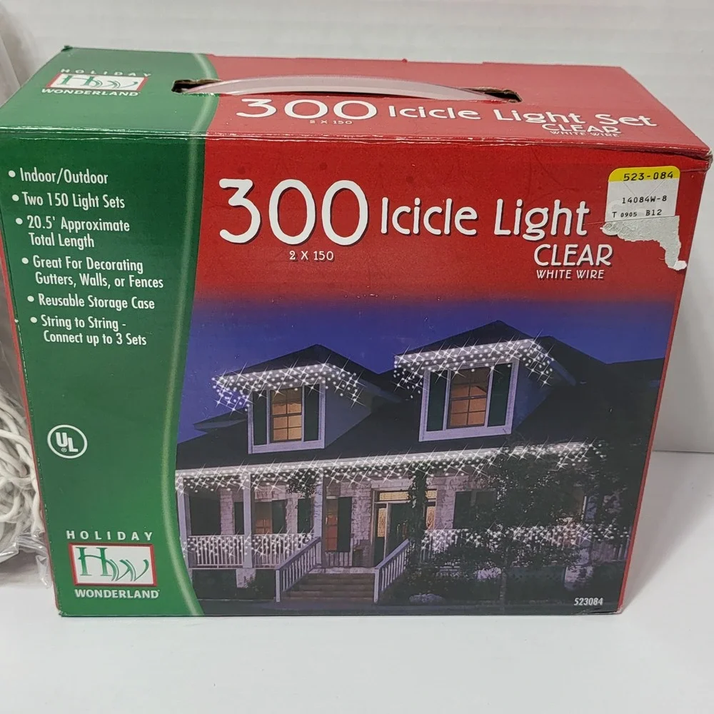 Holiday Wonderland 150 Icicle Light Set Clear White Wire Indoor Outdoor 523084*
